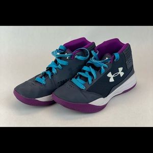 6Y Women's 7.5 Under Armour Jet Basketball Sneaker
